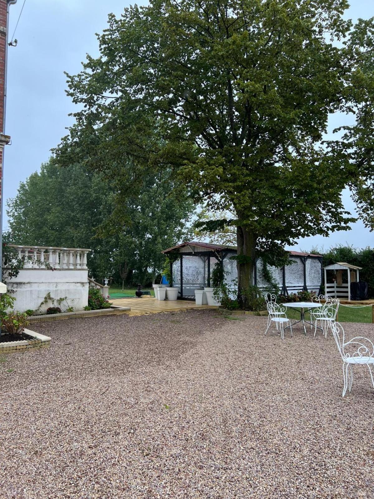 Le Manoir De La Baronnie Villa Norrey-en-Auge Exterior foto