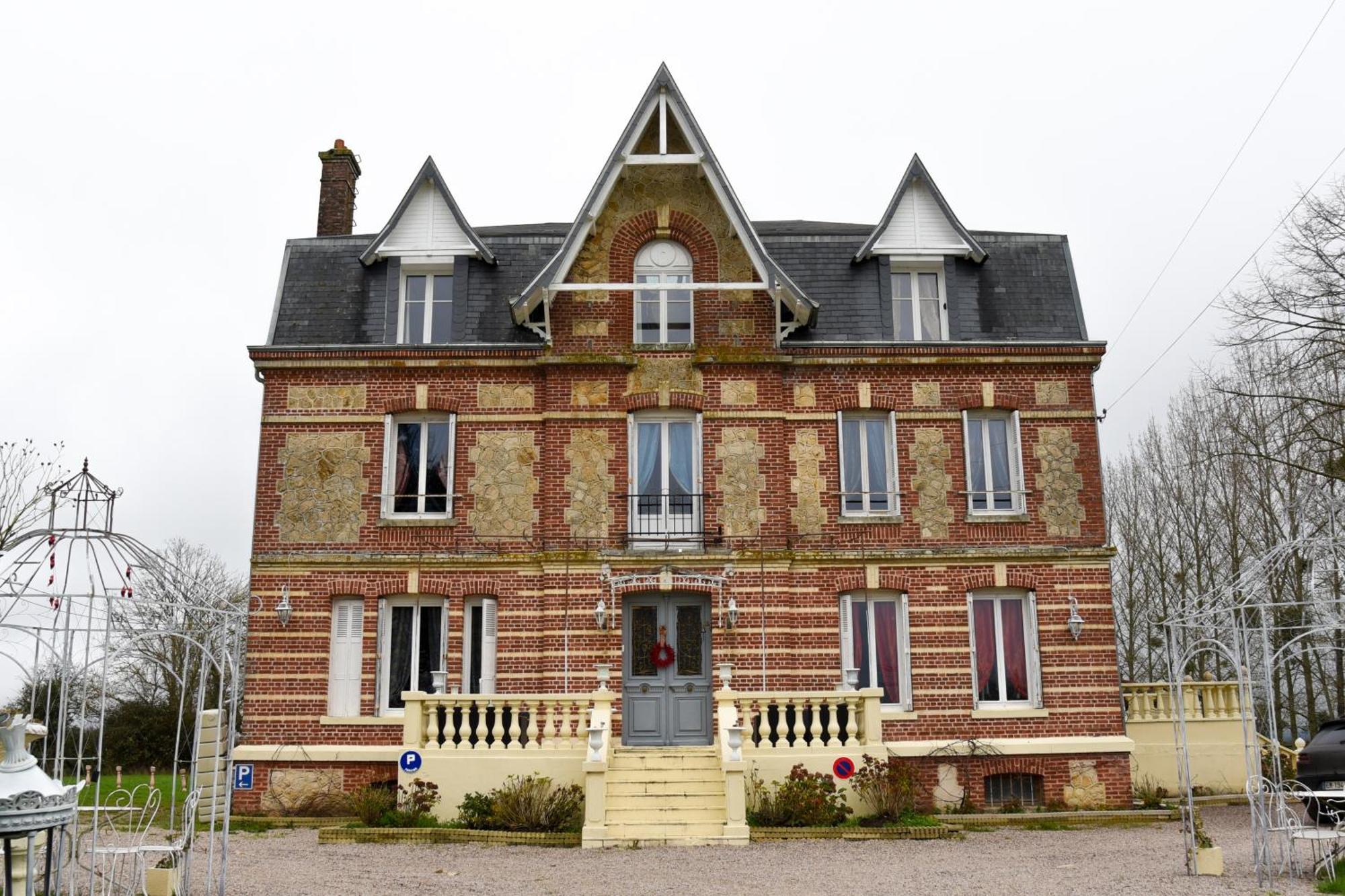 Le Manoir De La Baronnie Villa Norrey-en-Auge Exterior foto